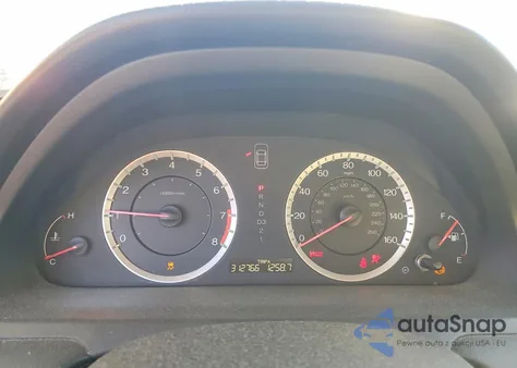 2011 Honda Accord Lxp z USA, uszkodzony, nr VIN 1HGCP2F4XBA014159